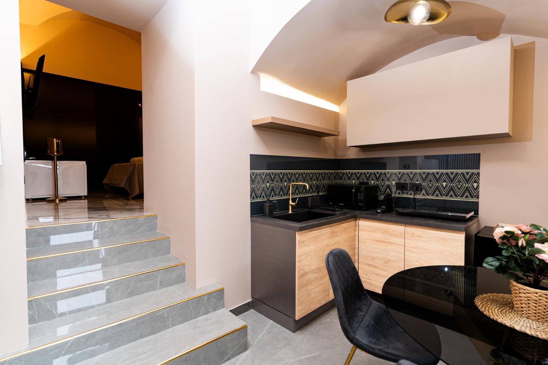 Golden Moon Holiday House Катания Экстерьер фото